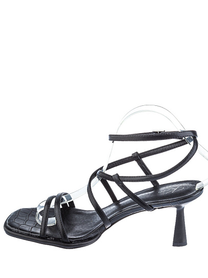 957017/08-06 Босоножки